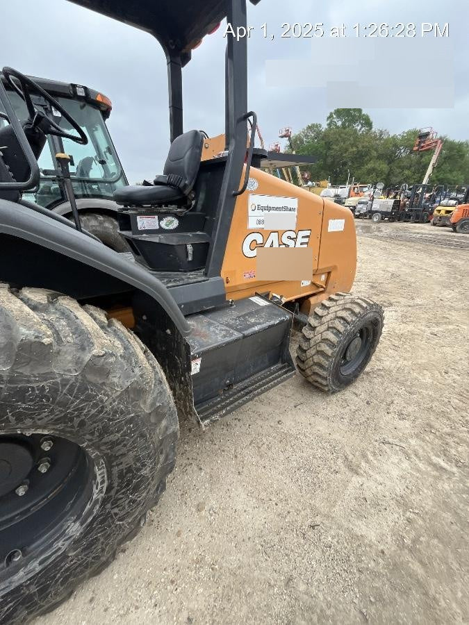 2019 CASE 588H