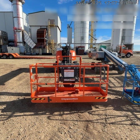 2025 JLG 660SJ