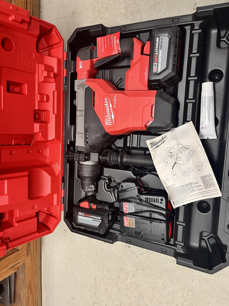 2021 MILWAUKEE 2718-22HD