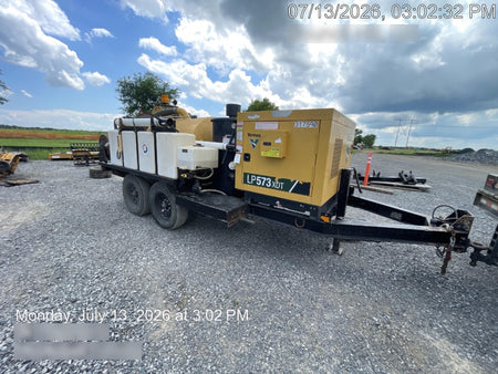 2023 VAC-TRON LP573XDT