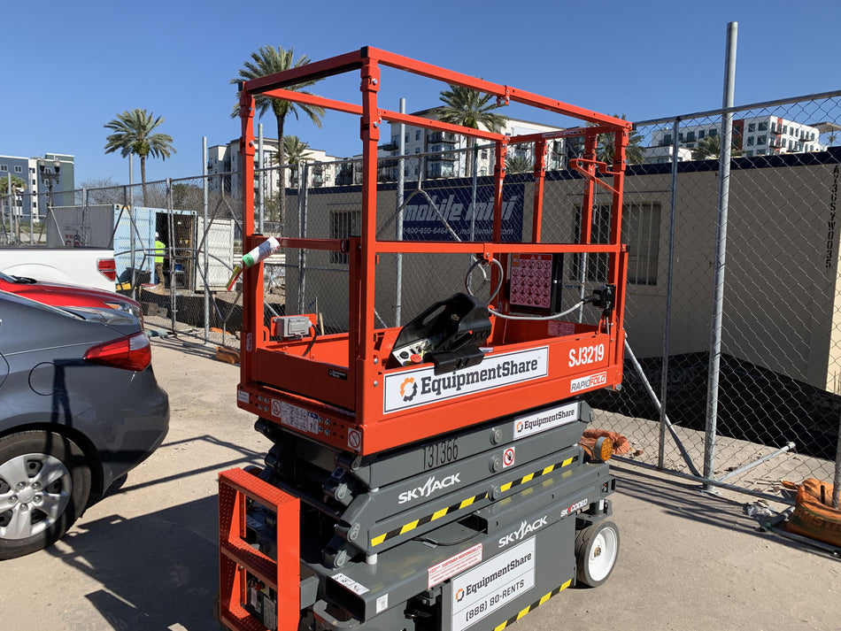 2021 SKYJACK SJ3219