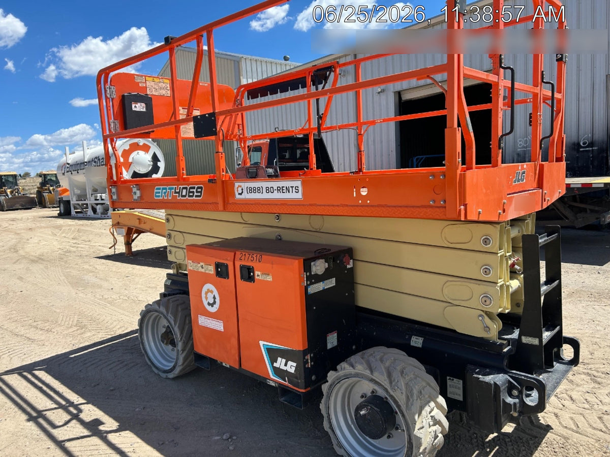 2022 JLG ERT4069