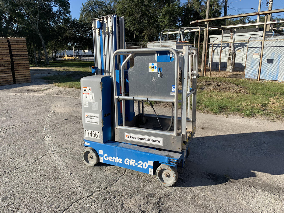 2021 GENIE GR-20