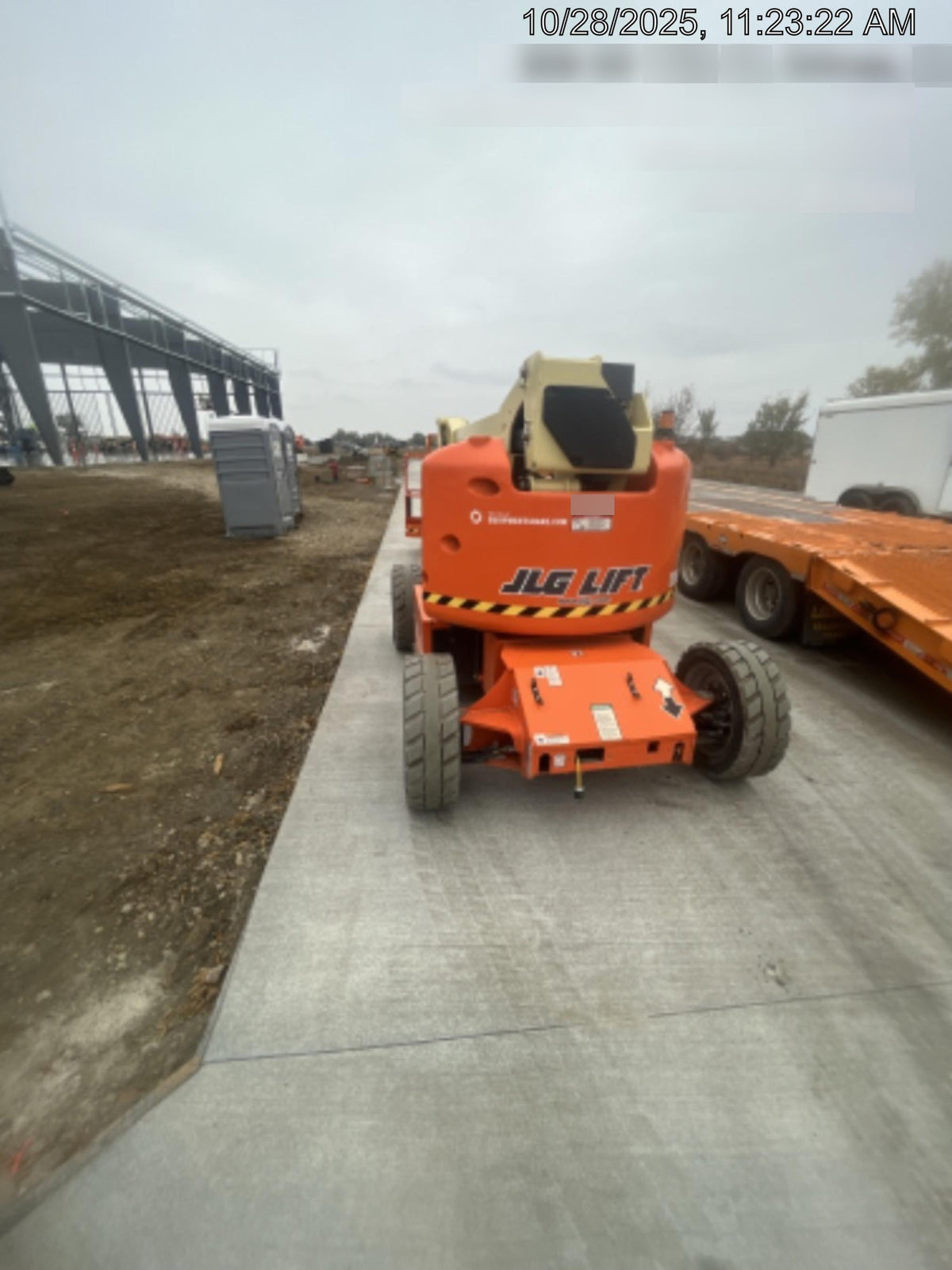2023 JLG E450AJ