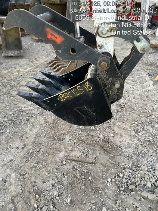 2025 TAKEUCHI 18" HD Bucket - Takeuchi