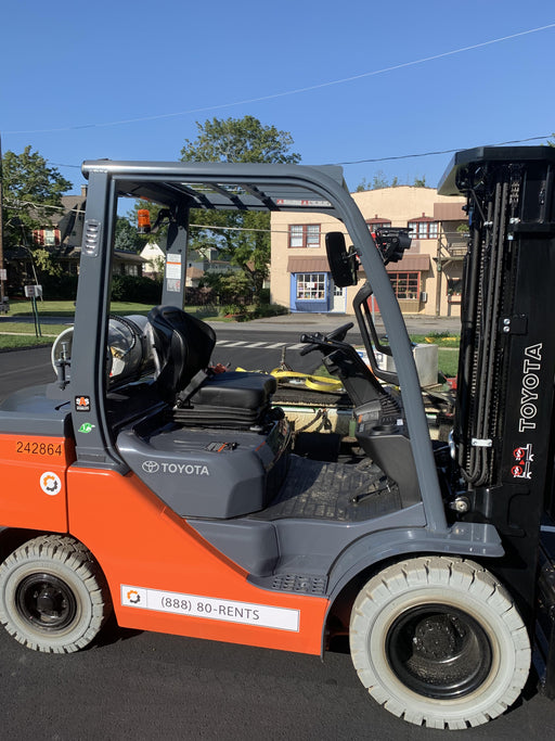 2022 TOYOTA 50-8FGU25