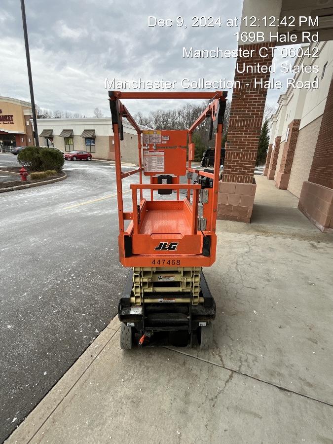 2024 JLG ES1932