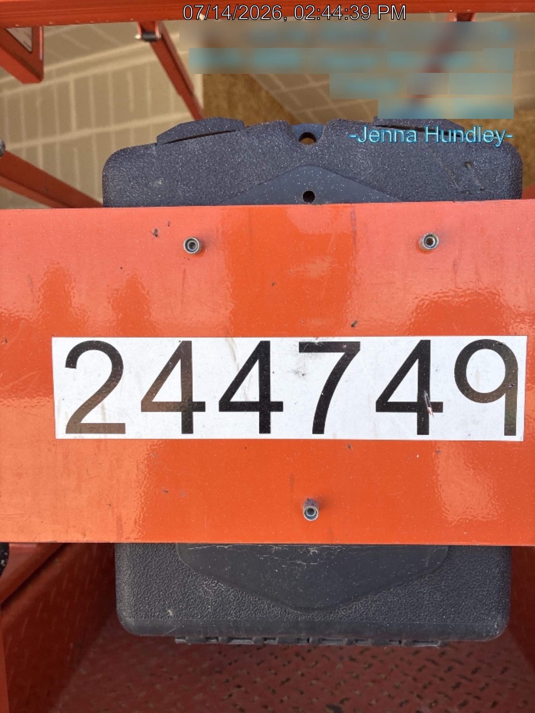 2022 JLG ES2632
