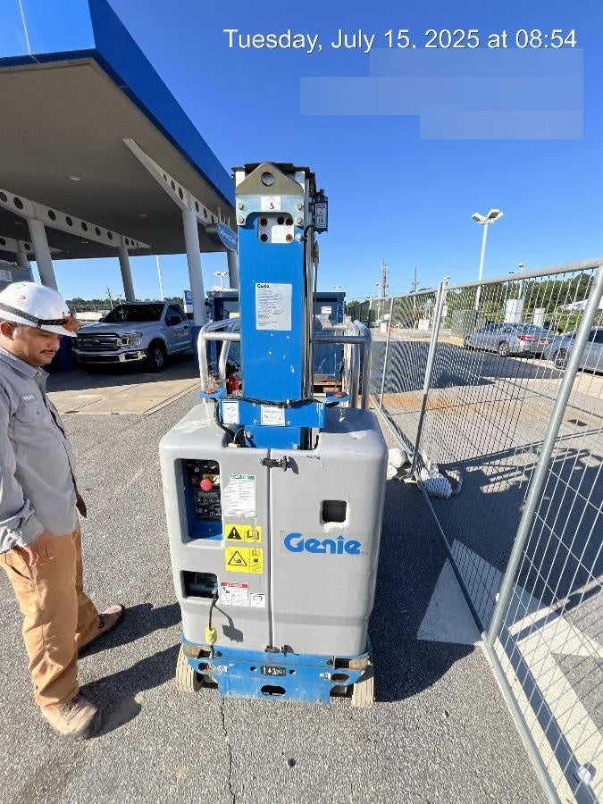 2019 GENIE GR-20