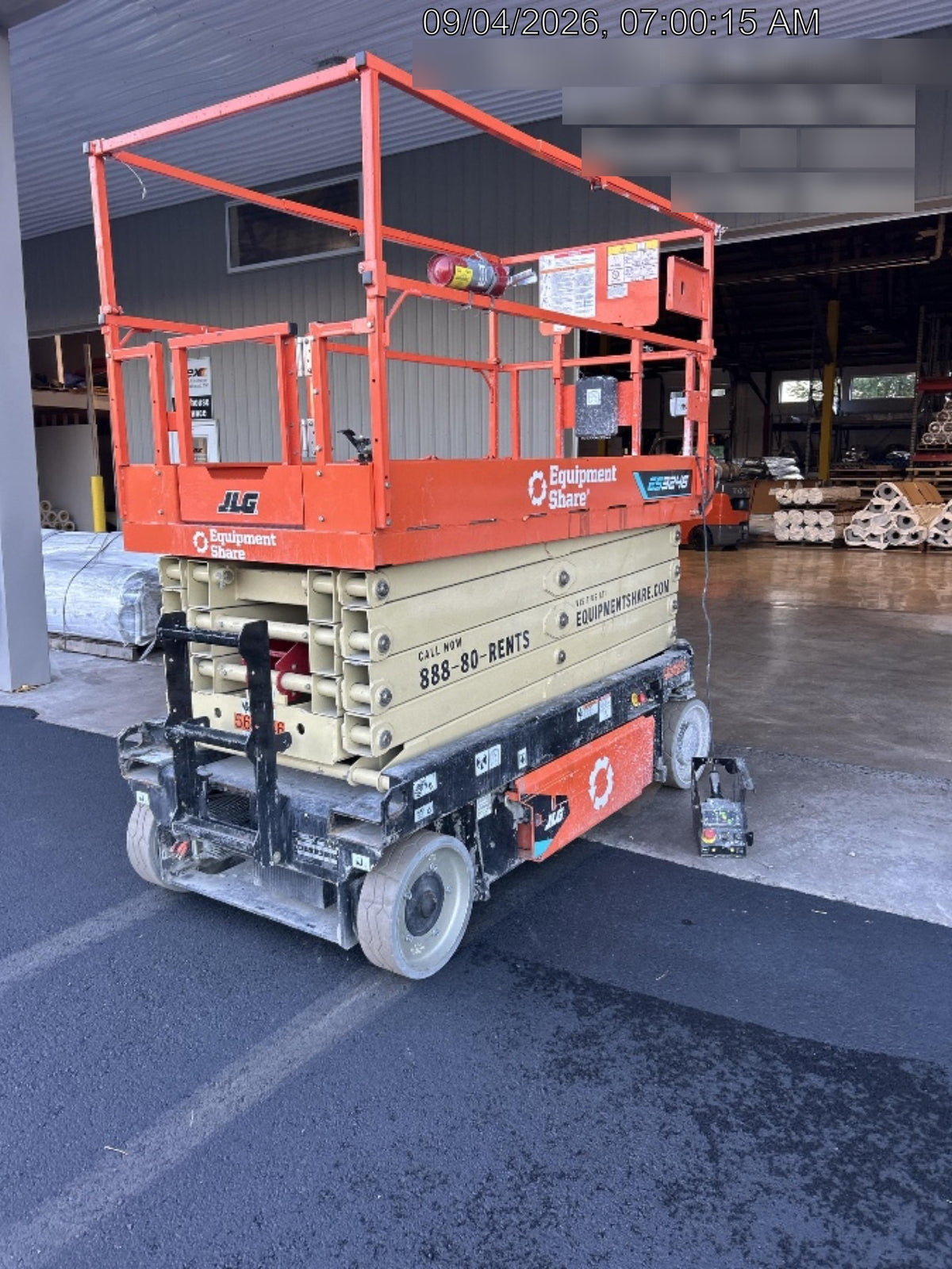 2025 JLG ES3246