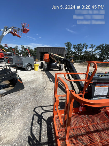 2023 JLG 660SJ