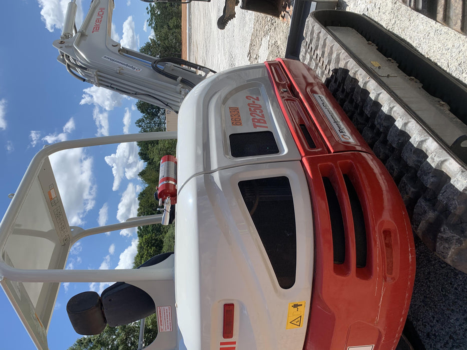 2020 TAKEUCHI TB250-2