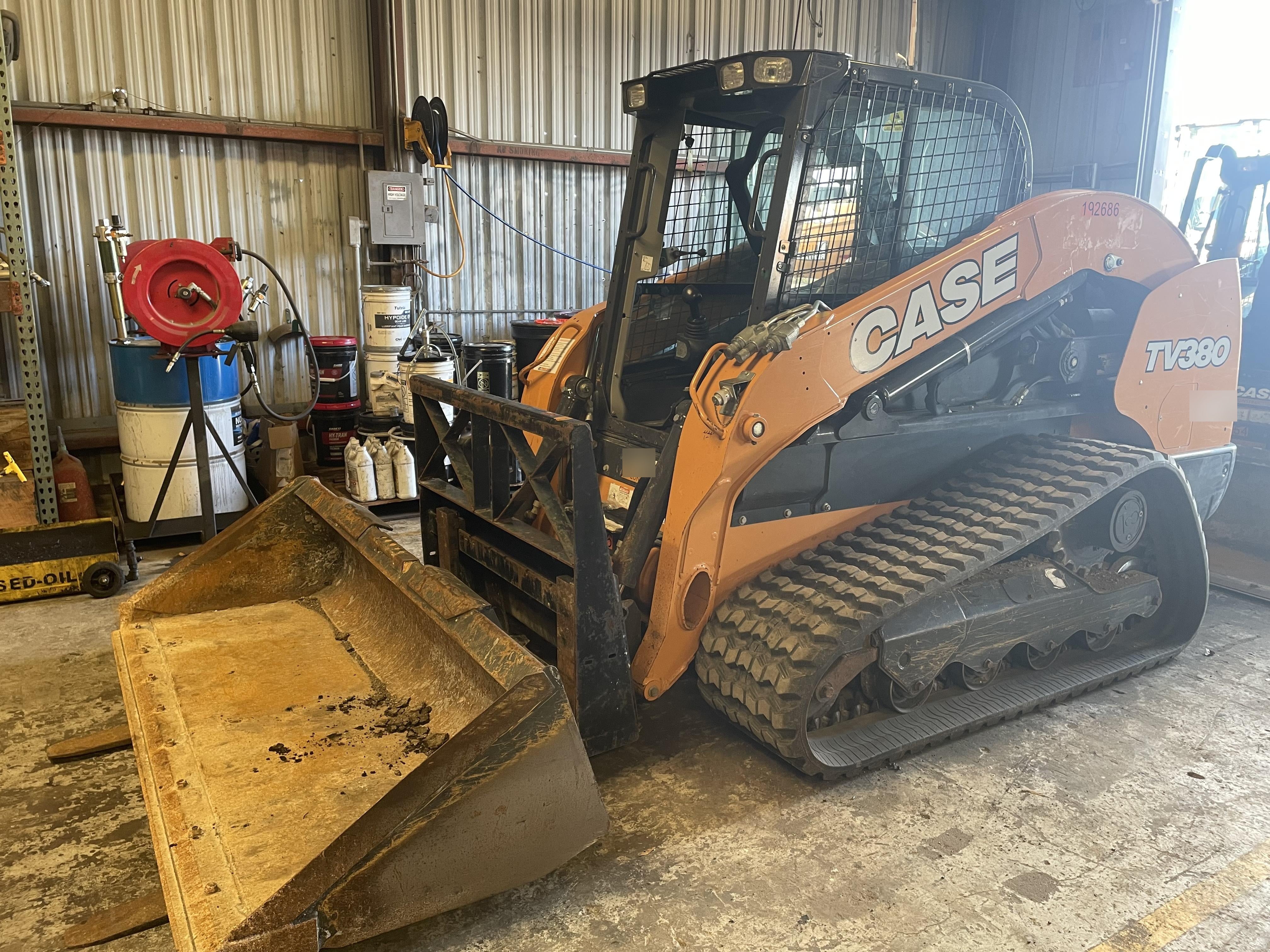 2018 CASE TV380