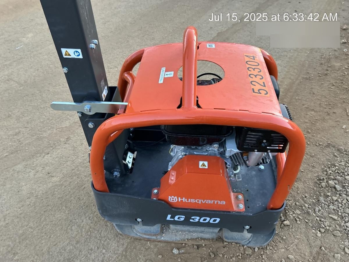 2025 HUSQVARNA LG300