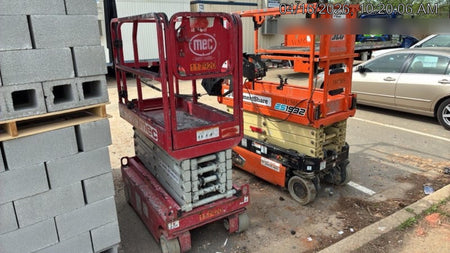 2021 JLG ES1932