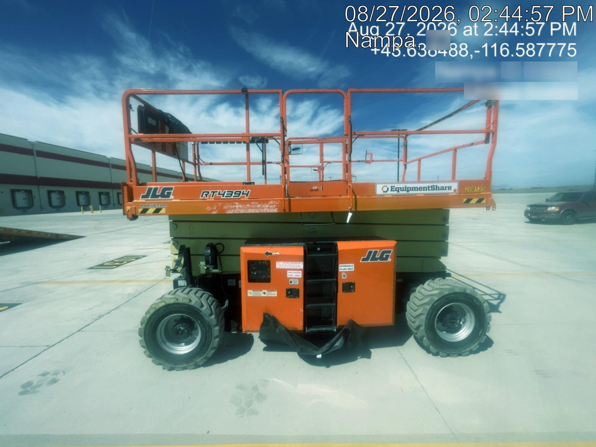 2022 JLG 4394RT