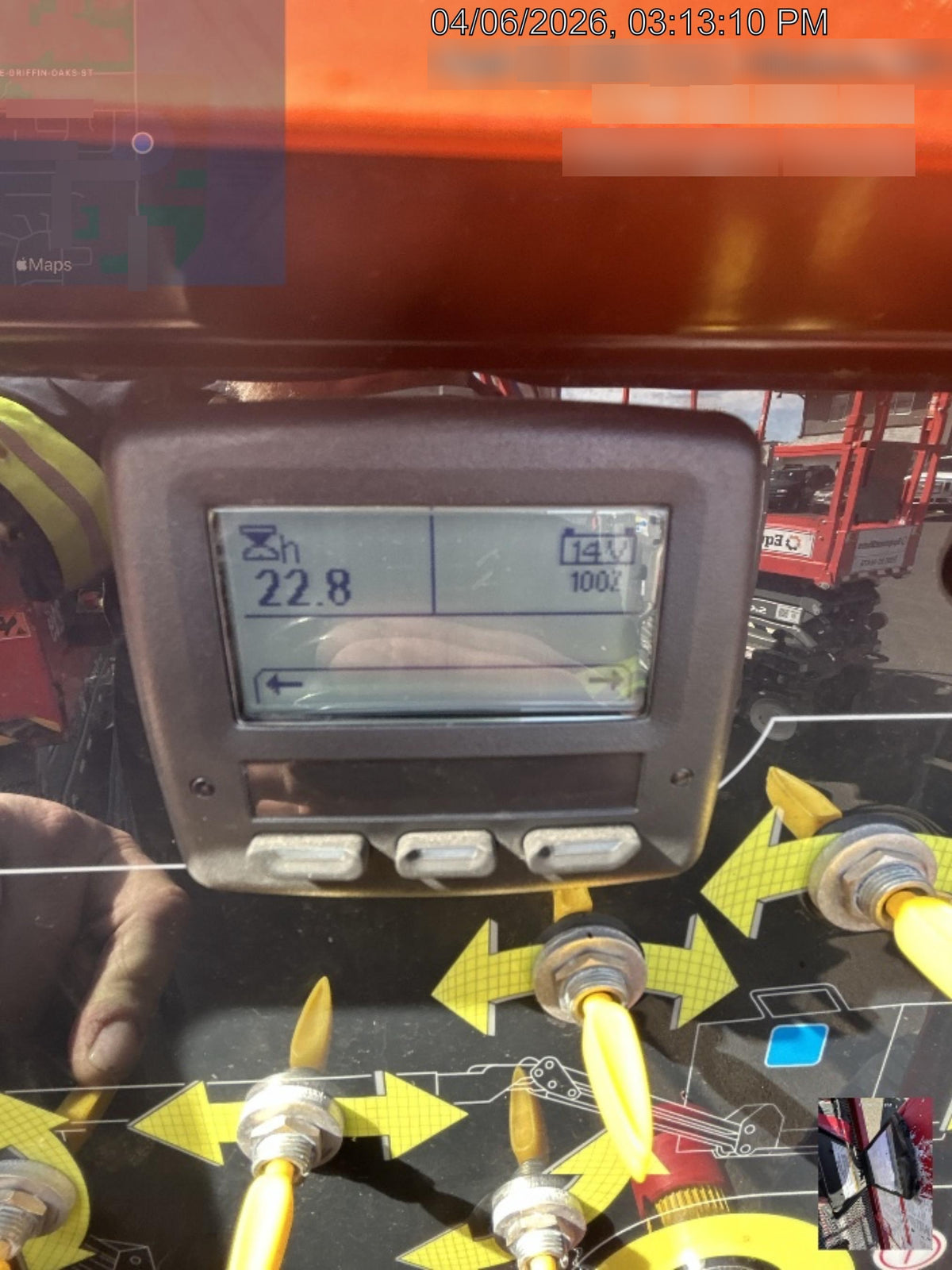 2025 JLG E300AJP