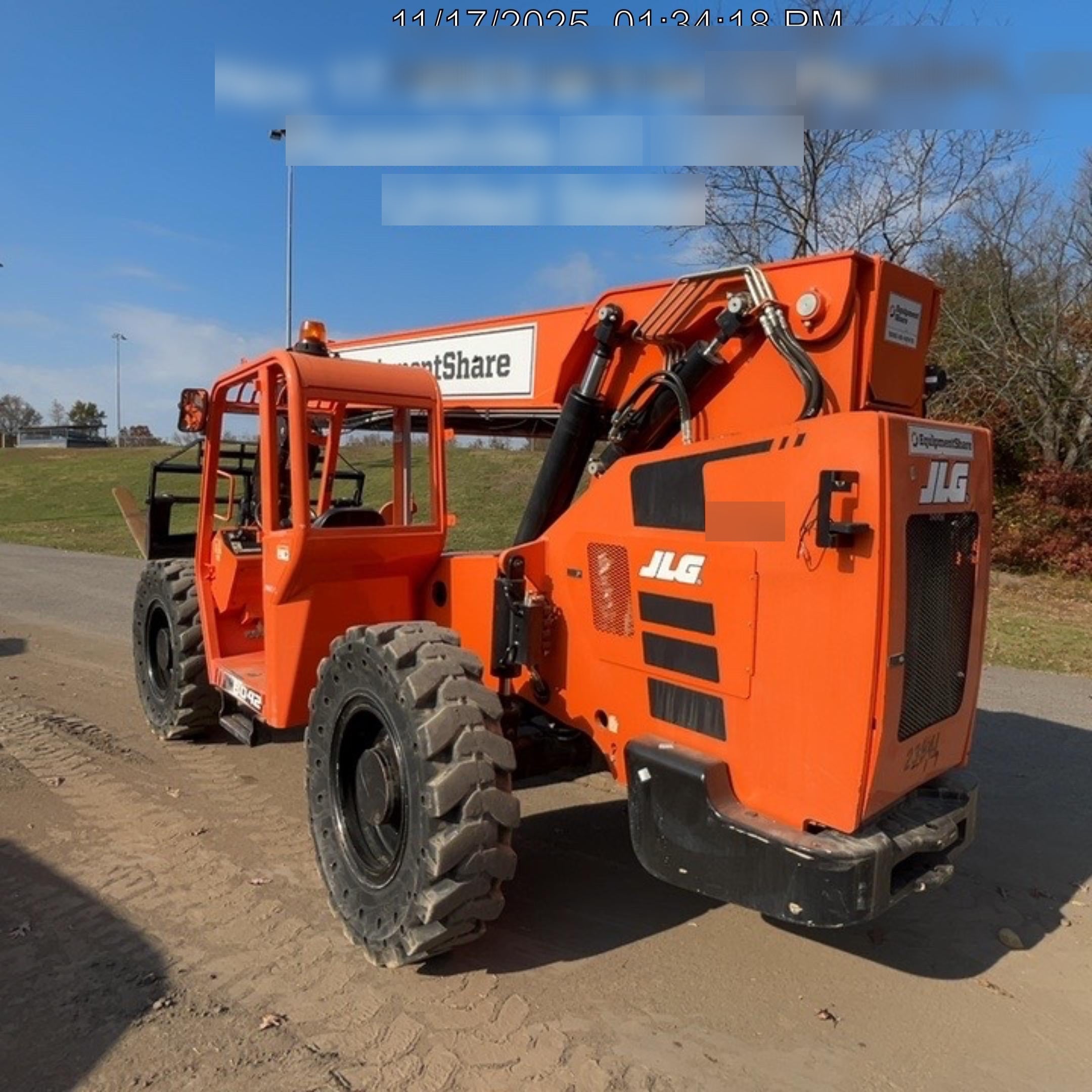 2019 SKYTRAK 8042