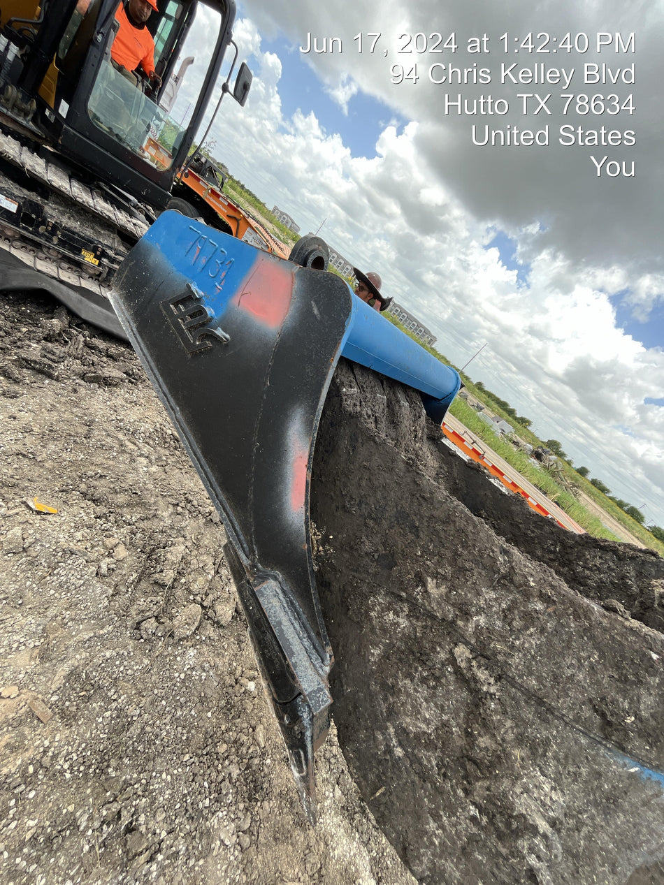 2020 TAG MANUFACTURING 36" V-Bottom Bucket