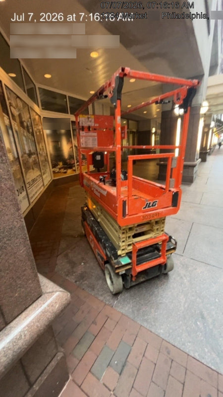 2023 JLG ES1932