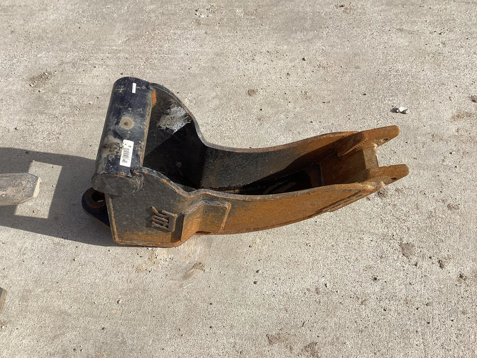 2023 TAG MANUFACTURING 8" Cribbing Bucket -Tag