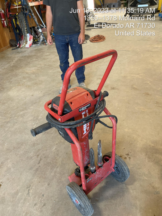 2020 HILTI TE 3000-AVR