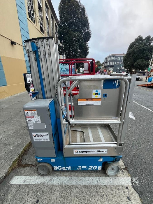 2020 GENIE GR-20