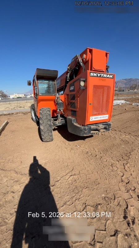 2020 SKYTRAK 8042
