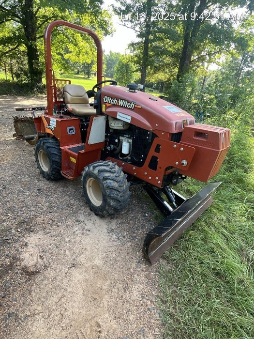 2022 DITCH WITCH RT45A