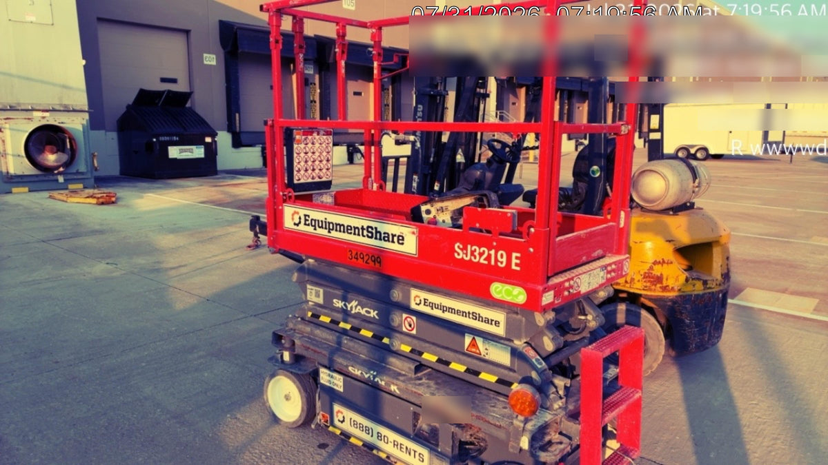 2023 SKYJACK SJ3219