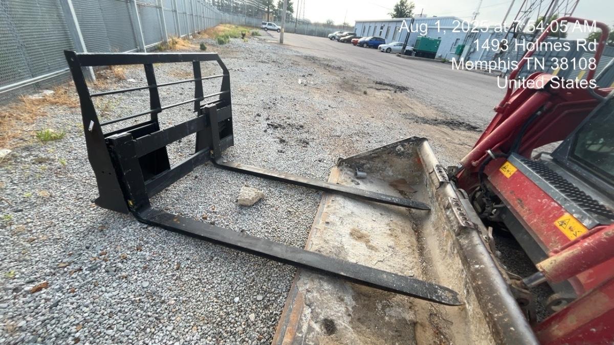 2025 ARROW MATERIAL HANDLING F5100CB - 72"