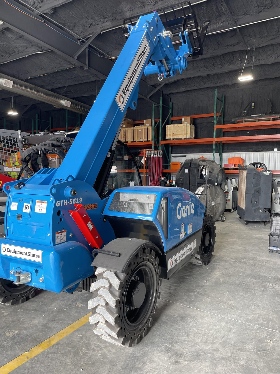 2023 GENIE GTH-5519