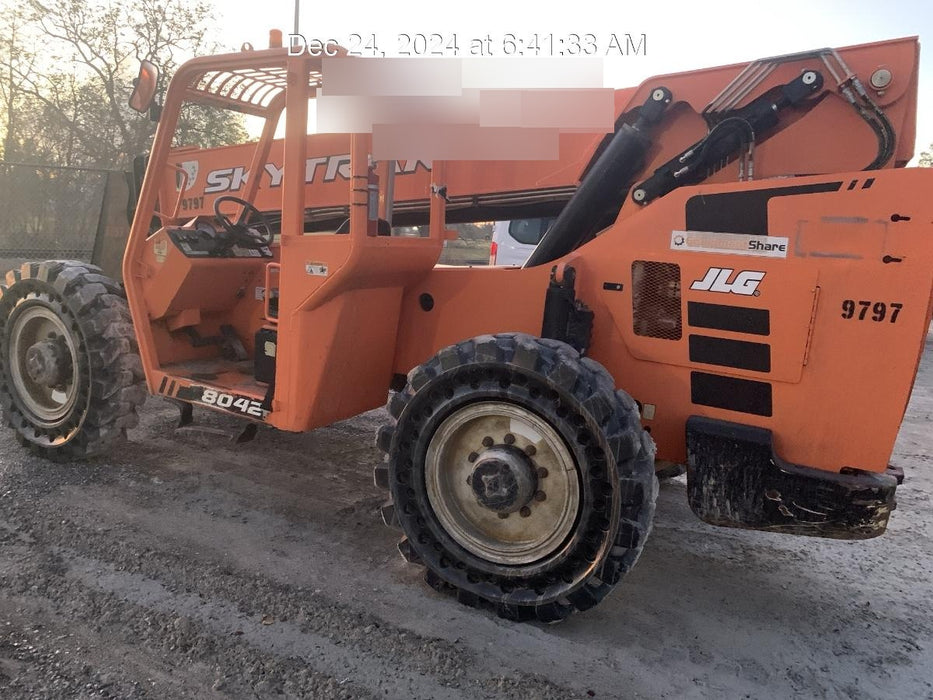 2018 SKYTRAK 8042
