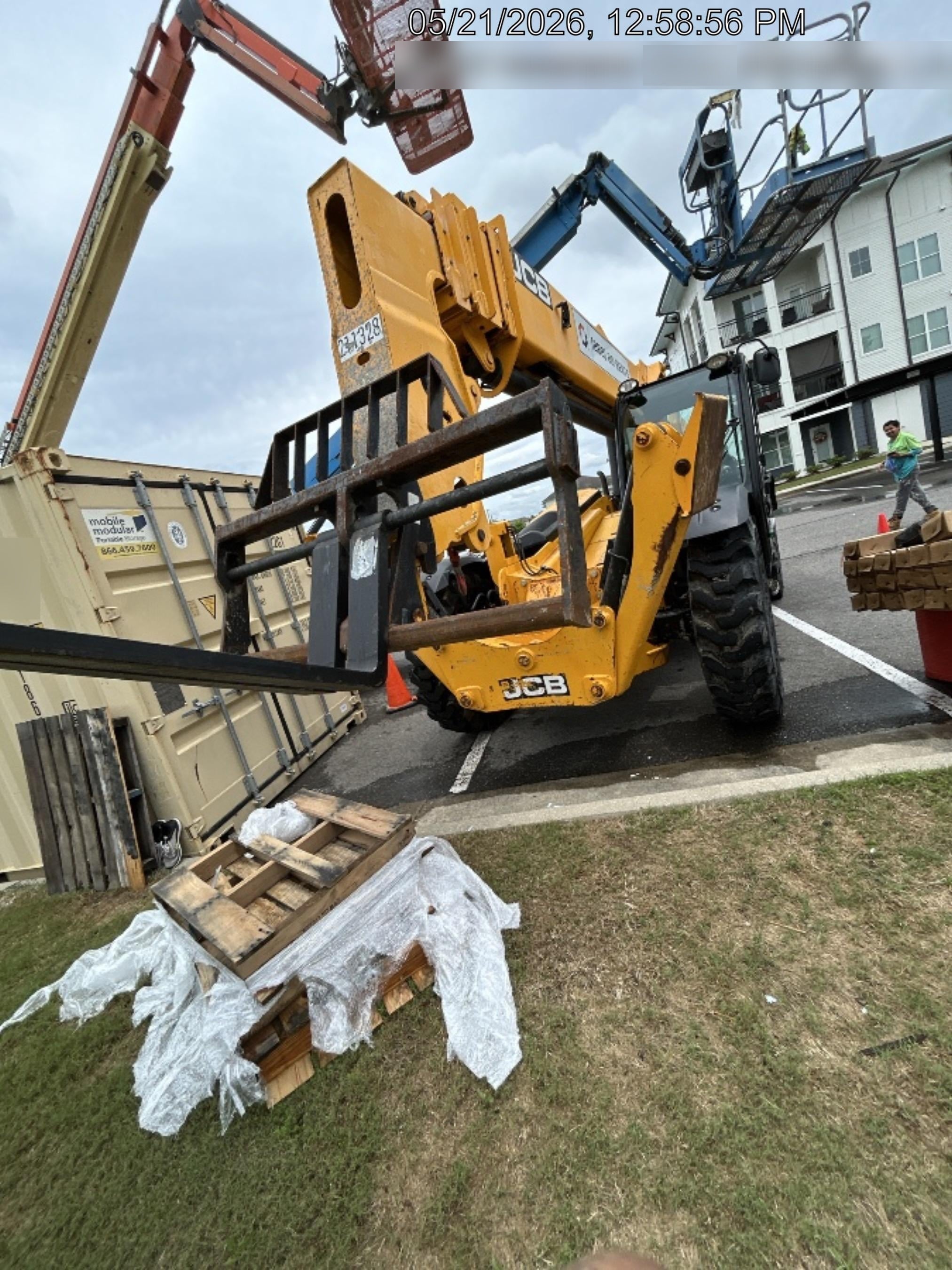 2022 JCB 510-56