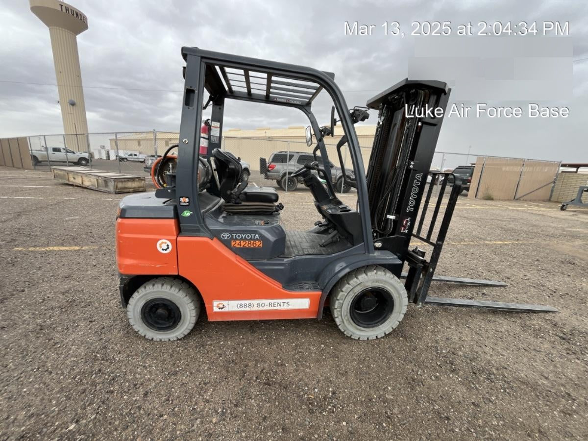 2022 TOYOTA 50-8FGU25