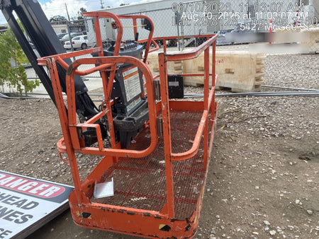 2023 JLG 860SJ