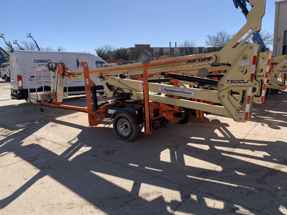 2022 JLG T500J