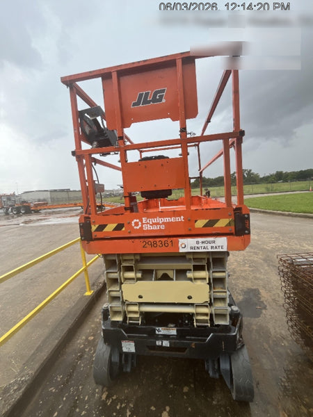 2023 JLG ES3246