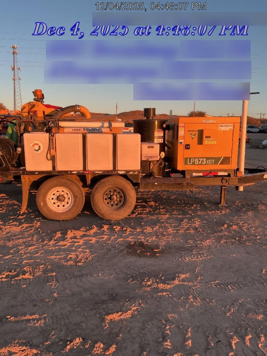 2022 VAC-TRON LP573XDT