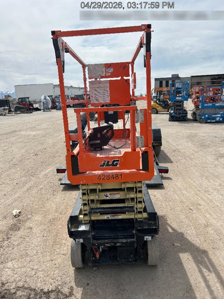 2024 JLG ES1932