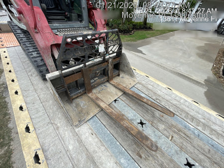 2020 EMKAY 48" Pallet Forks - Emkay