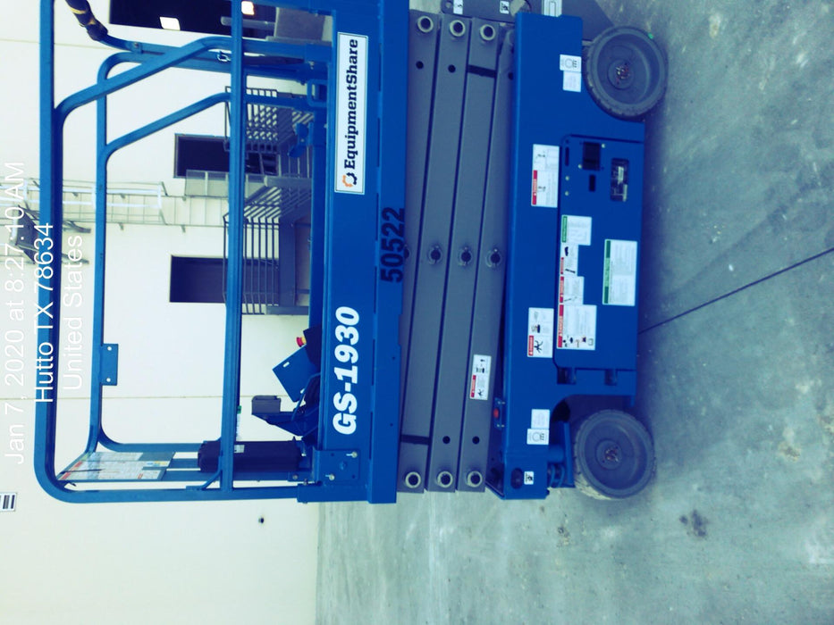 2019 Genie GS-1930 Fixed Rails with Chain Entry