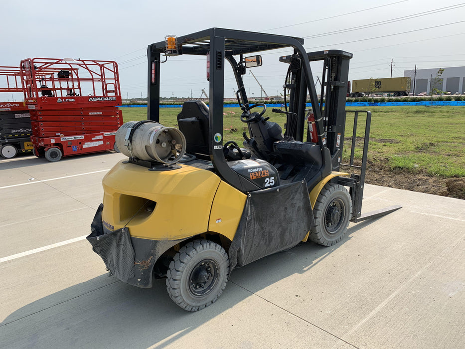 2021 KOMATSU FG25T-16