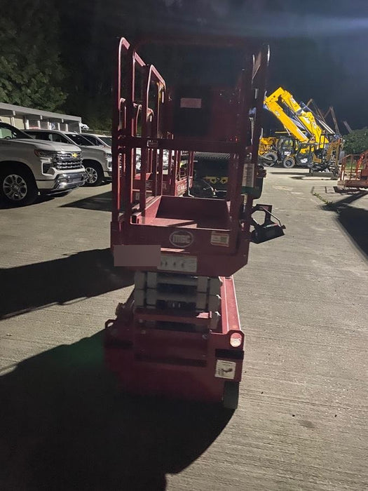 2020 MEC 1330SE Solid NM Tires, Steel Swing out Doors, LCS, Beacon, 900W Inverter