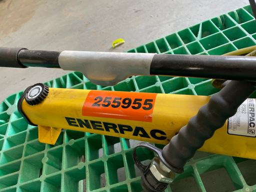 2022 ENERPAC P392