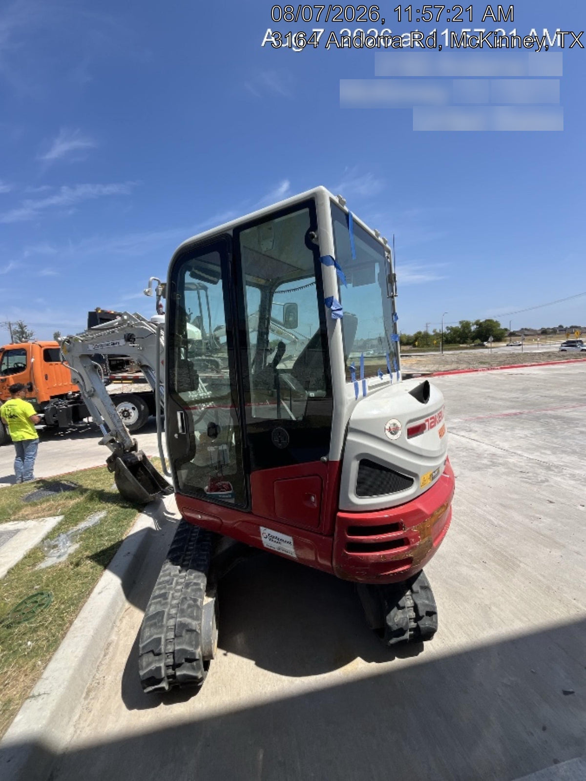 2024 TAKEUCHI TB235-2CR