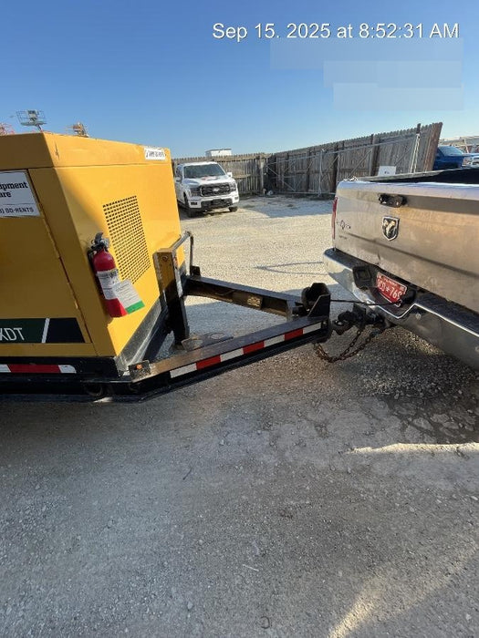 2023 VAC-TRON LP573XDT