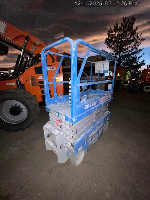 2020 Genie GS-1930 Fixed rails with chain entry gate - Pre A92.20