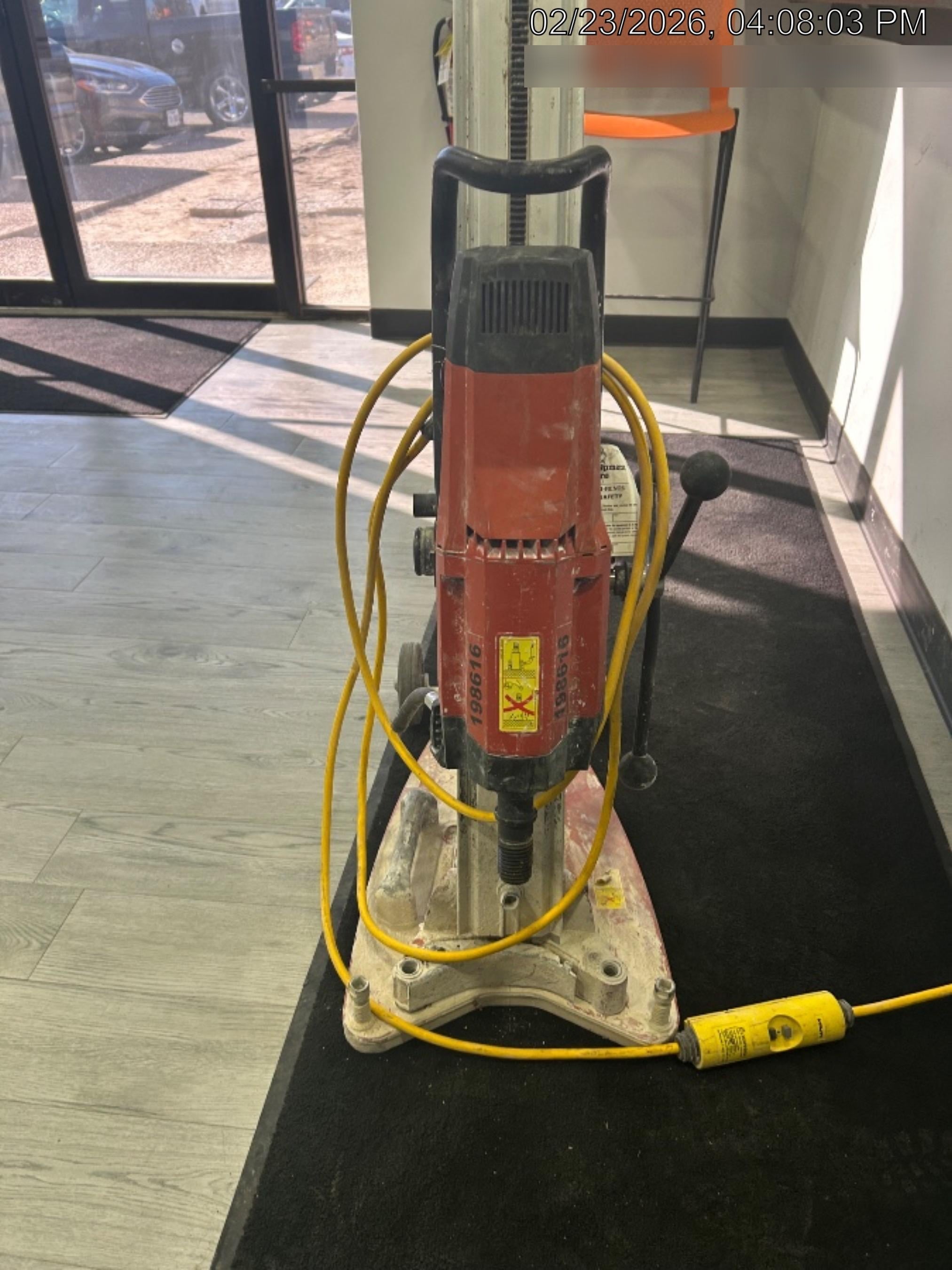 2022 HILTI DD250E
