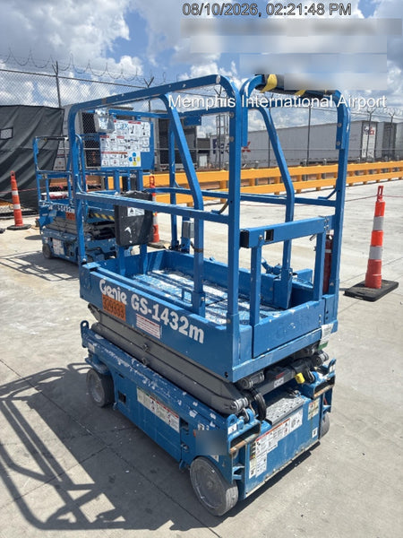 2023 GENIE GS-1432
